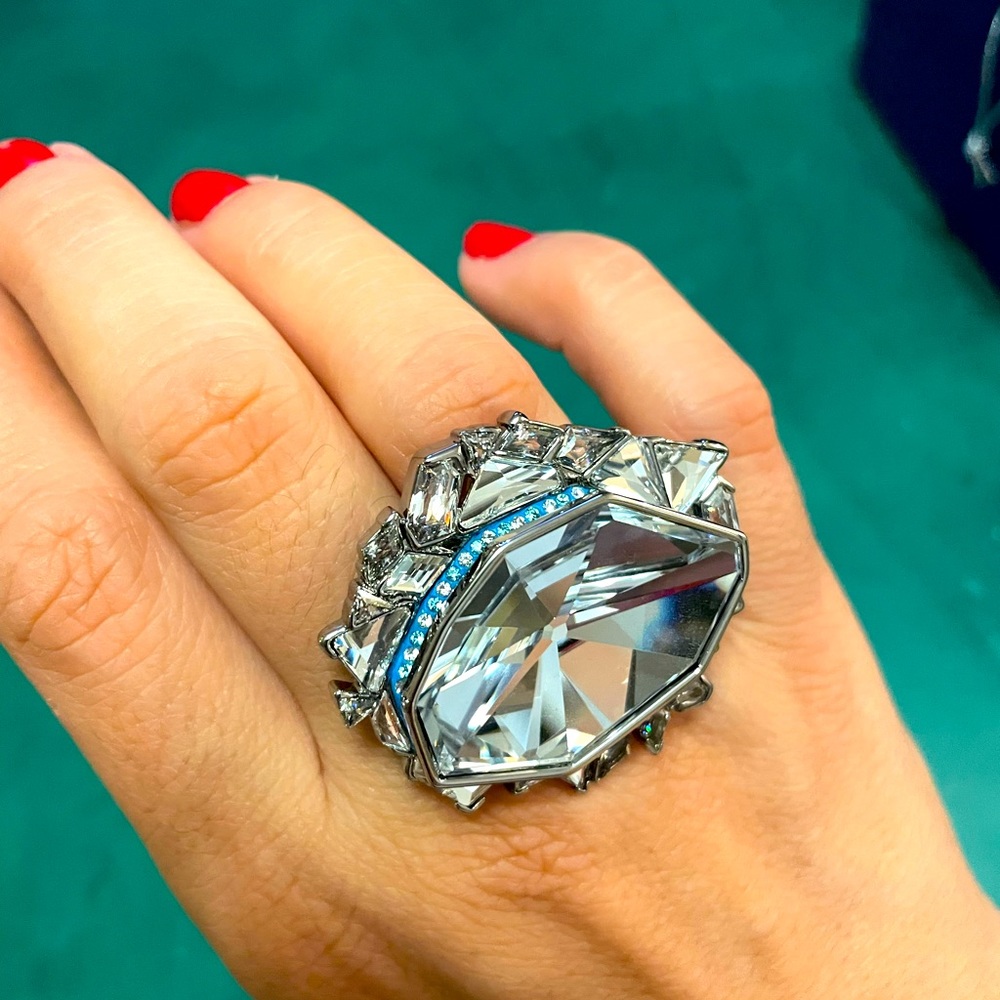 Brand New SWAROVSKI RING SET
